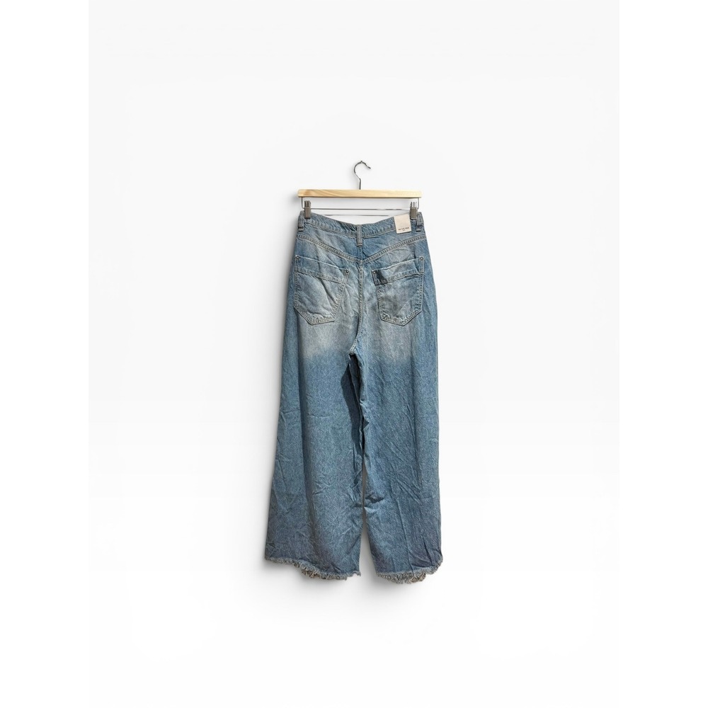 We The Free Free People Mid-Rise Wide Leg Jeans Light Wash Size 28 - Picture 2 of 6